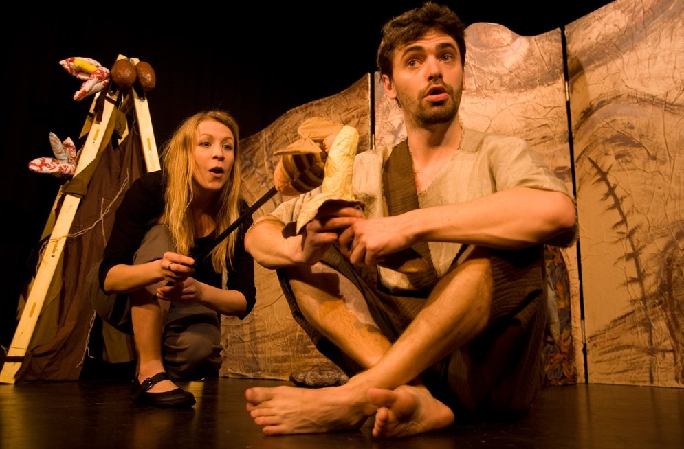 O pračlovíčkovi / Divadlo Tramtarie