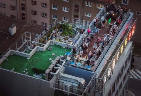 Rooftop Fun: Coom & RobSmile