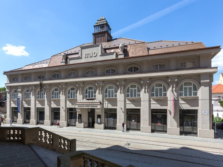 Jak se promptuje dokumentární film?