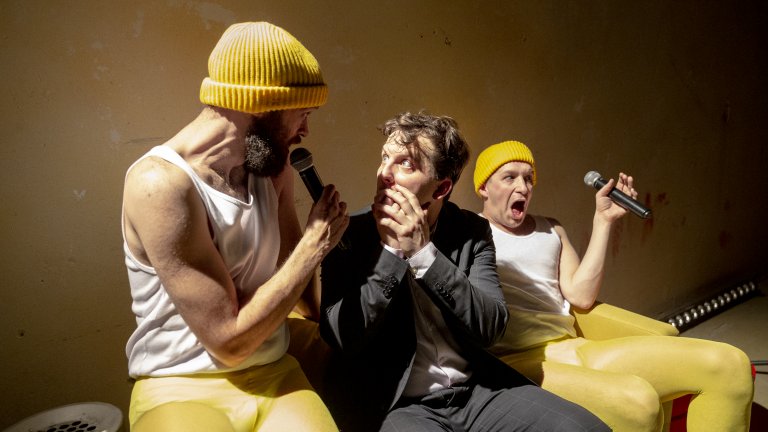 Lachende Bestien: Jako lvi aneb Sestup a vzestup pana B.