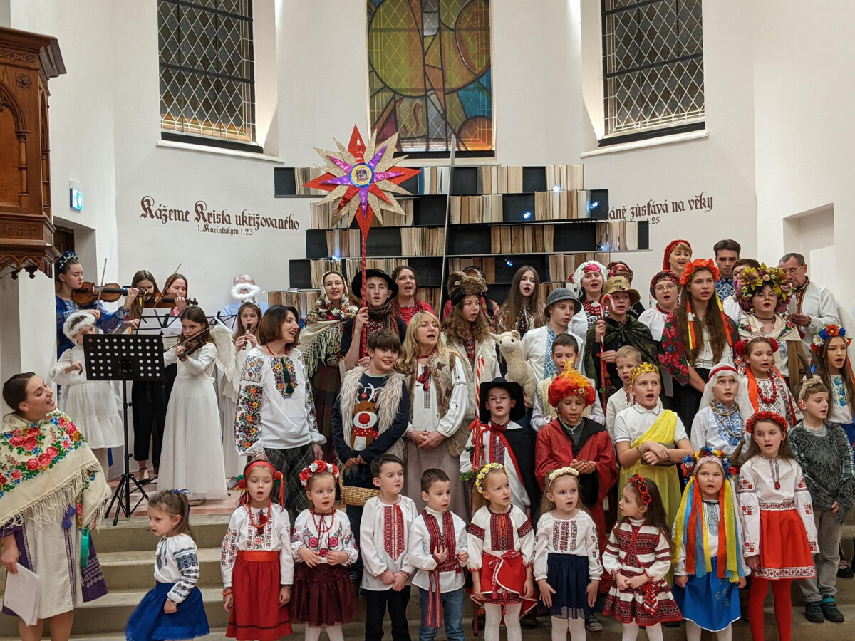 Zpívání českých a ukrajinských tradičních koled