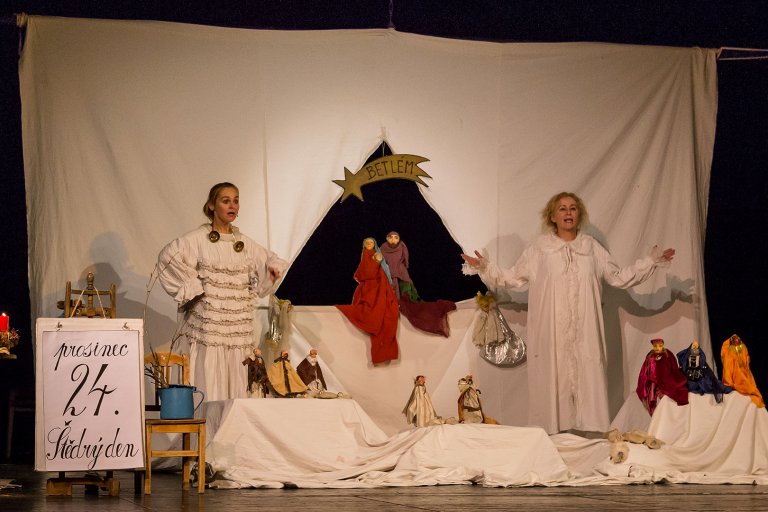 Studio dell'arte: Vánoce za časů našich prababiček