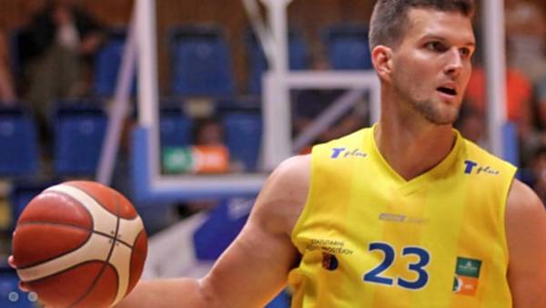 Velká autogramiáda BK Olomoucko v OC Haná