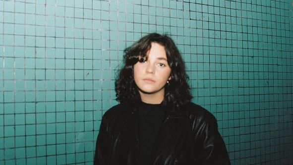 Amelie Siba - ONLINE
