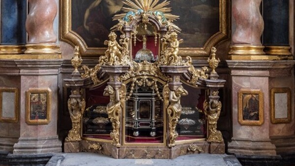 Svatá Pavlína patronka Olomouce: příběh relikviáře