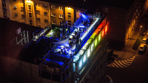Rooftop Fun #2: Nic Robertson (UK) & Oskarsax