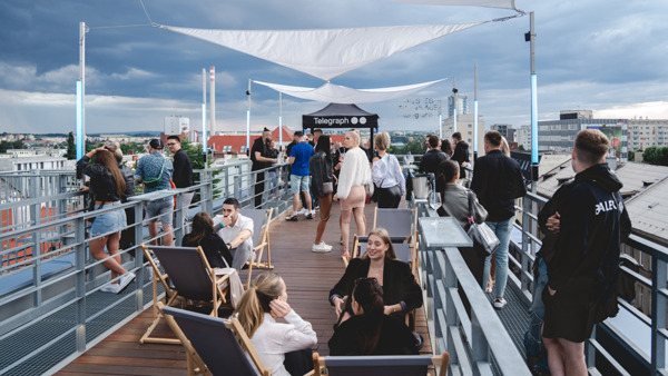 Rooftop Fun #7: K(.)ZA & Kube