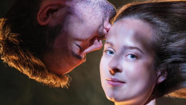 Láska mezi nebem a zemí