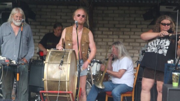 Špinavé spodní prádlo - křest alba & Stará dobrá ruční práce