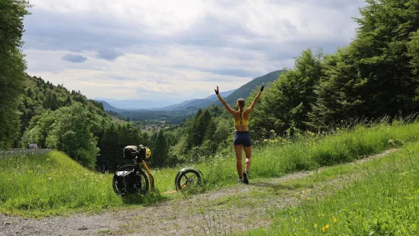 Veronika Jiříčková: Od Jadranu k Baltu na koloběžce po EuroVelo 9