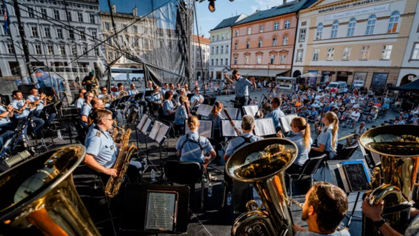 Mezinárodní festival vojenských hudeb