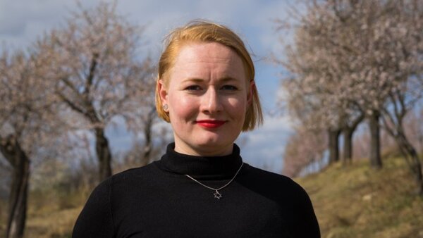 Anna Bloch Štičková, Klára Goldstein, Tim Postovit: Mladé víno z moravských (a českých) obcí