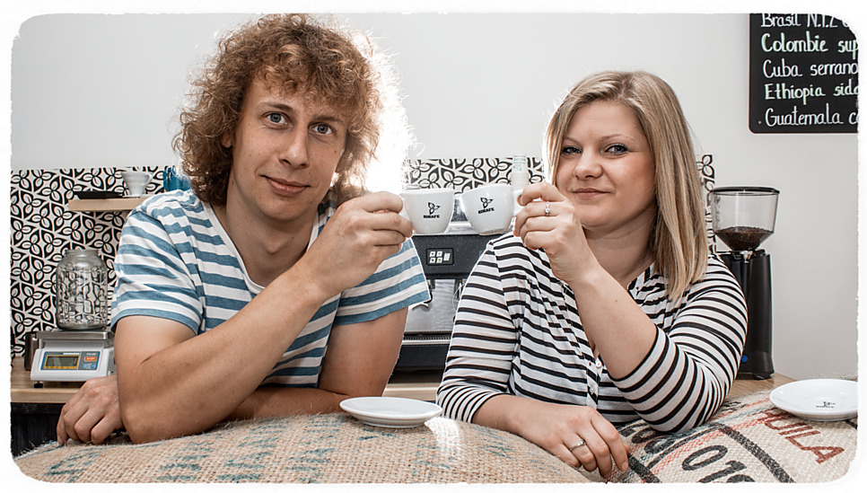 Kristýna Smudová a Jakub Fejfar rozjeli pražírnu kávy.