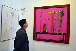 Na výstavě jsou k vidění malby, ilustrace, grafiky i kresby, které si případní zájemci mohou zakoupit.