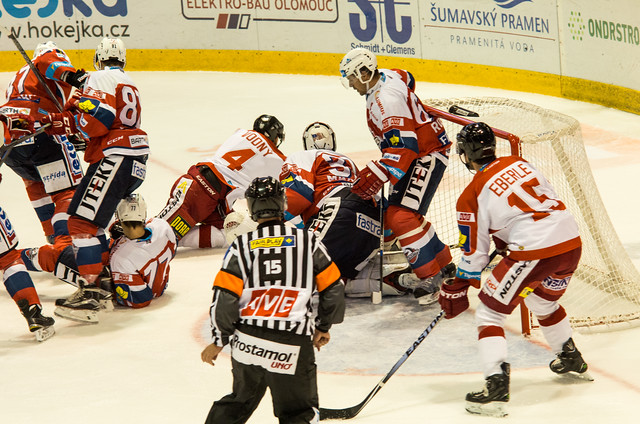 První branku utkání mezi HCO a Dynemem vsítil Jan Eberle.