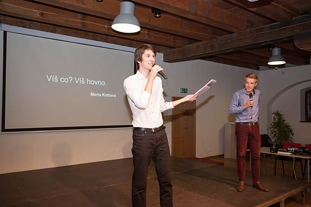 Poutník do Santiaga de Compostela Ladislav Zibura, na snímku vpravo