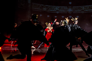 Vše spěje k velkému finále...