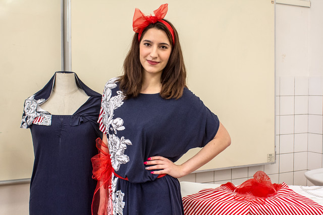 Škola vychovává i budoucí krejčí. 