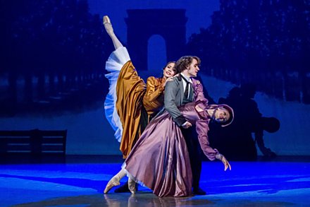 Velkolepý balet Dáma s kaméliemi nachystal v Moravském divadle choreograf Robert Balogh. 