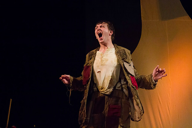 Již tradičně Moravské divadlo uvádí o vánočních svátcích oblíbené divadelní představení Sluha dvou pánů.