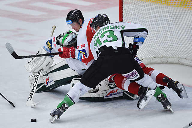 Tomáš Mikúš se kvůli těsné obraně Trončinskému proti Rittichovi neprosadil.