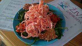 Mrkvové špagetky s Raw Tahini pastou