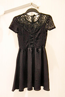 Hedvábně lehké, něžně průsvitné. HM