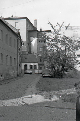 Purkrabská ulice opět v roce 1970.