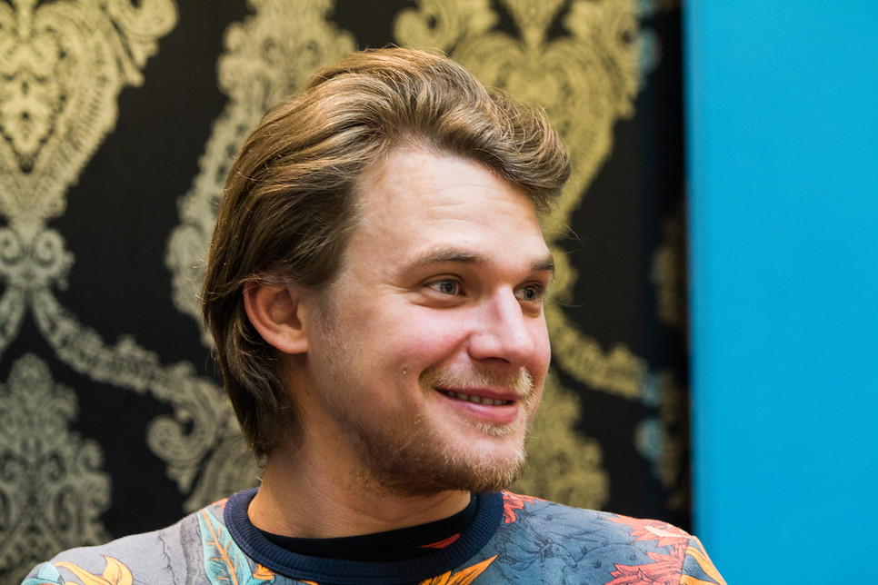 Přijel Vojta Dyk, vzali jsme vás do Živé Zahrady i do sanitky