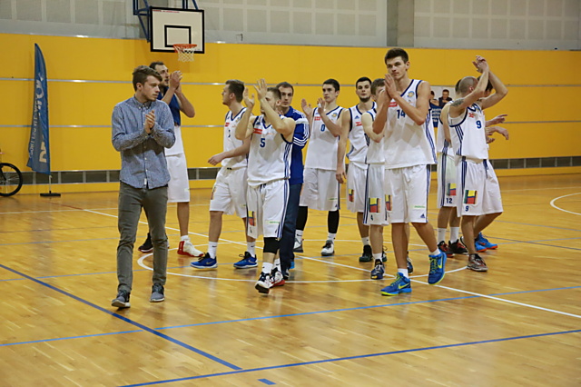 Basketbal Olomouc překonal rekord v návštěvnosti druhé nejvyšší soutěže a porazil Sokol Pražský 76:58.