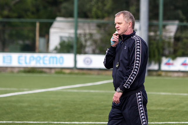 Zdeněk Venera na úvodním tréninku HC Olomouc. S posílením týmu je zatím kouč Mory spokojen.