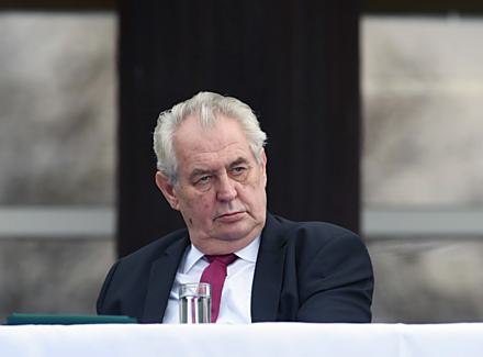 Prezident Miloš Zeman (na snímku) se 19. května setkal ve Městě Libavá s občany Města Libavá, Kozlova a Luboměře pod Strážnou v rámci své třídenní návštěvy Olomouckého kraje.