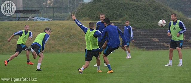 Fotbalisté Olomouce odstartovali přípravu v těžkých podmínkách, Kouč Jílek je ale uvítal.