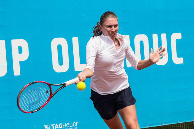 Poražená finalistka Ekaterina Alexandrová.