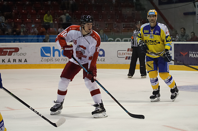 Vilém Burian v domácím utkání HC Olomouc - HC PSG Zlín.