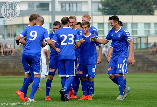 Sigma Olomouc B hostí ve středu v derby Uničov.