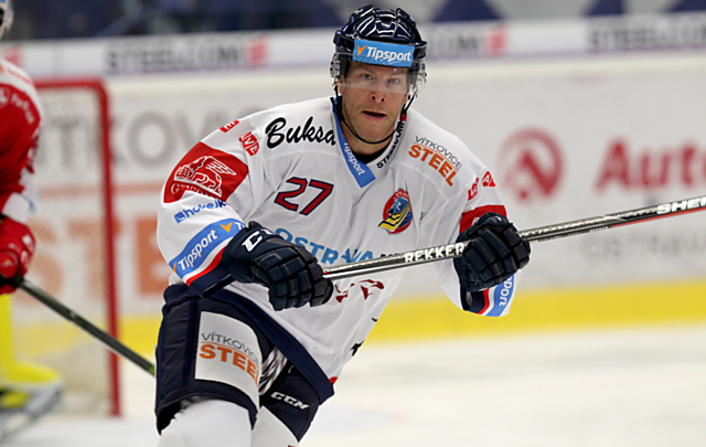 Posila se zkušenostmi z NHL a syn Petera Šťastného Yan, posílil Vítkovice.