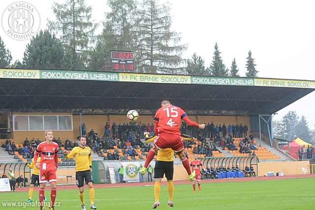 SK Sigma Olomouc vyhrál v Sokolově 2:1.