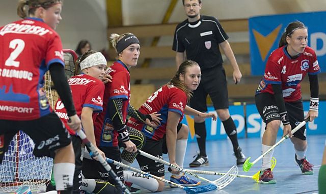 Florbalistky FBS Olomouc hostí v extralize v Čajkaréně pražský Chodov.