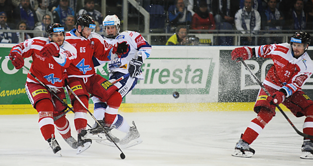 Na Hanou přijede Kometa. Kohouti se pokusí překvapit jednoho ze suverénů letošní sezóny.