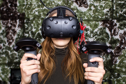 Vyzkoušeli jsme novinku v Olympiii: virtuální realitu. A užili jsme si to!