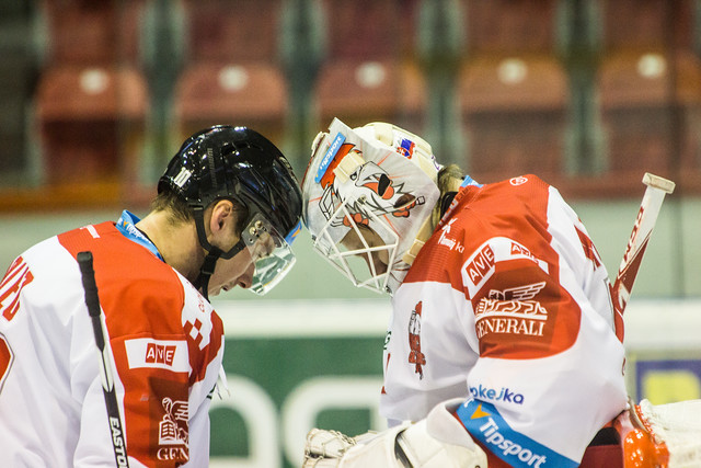 Branislav Konrád letos nevévodí extraligovým statistiám gólmanů, ale když tým hraje poctivě dozadu, většinou ho k vítězství dovede...