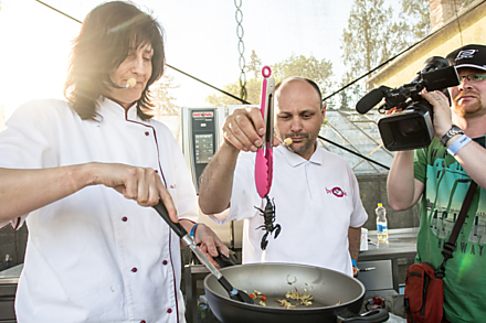 JE LIBO ŠTÍRA? I takové speciality mohli ochutnat návštěvníci Garden Food Festivalu, který se letos konal už podruhé. Přišlo na něj dvanáct tisíc lidí.