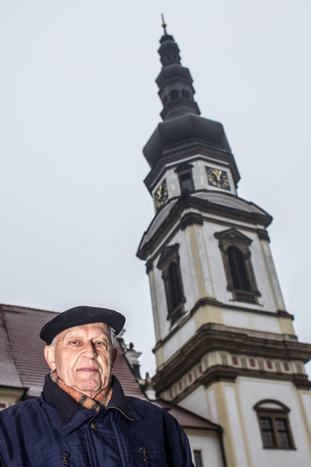 Věž Hradiska byla dlouhá staletí po požáru bez báně. Byla obnovena až během rekonstrukce v devadesátých letech.