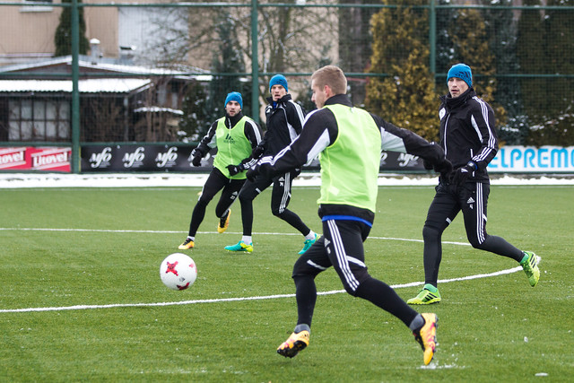 Nejlepší střelec Sigmy Jakub Plšek sledován zkušeným Alešem Škerlem, který na Hané prodloužil smlouvu.