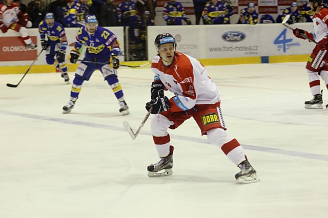 Roman Vlach se proti svému mateřskému klubu ze Zlína trefil ve třetí třetině.