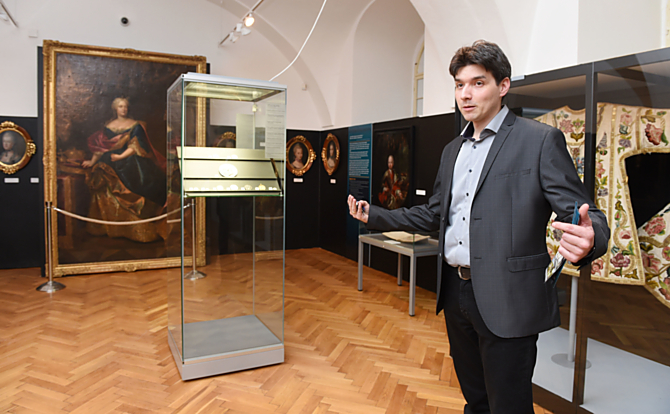 Autor výstavy Filip Hradil