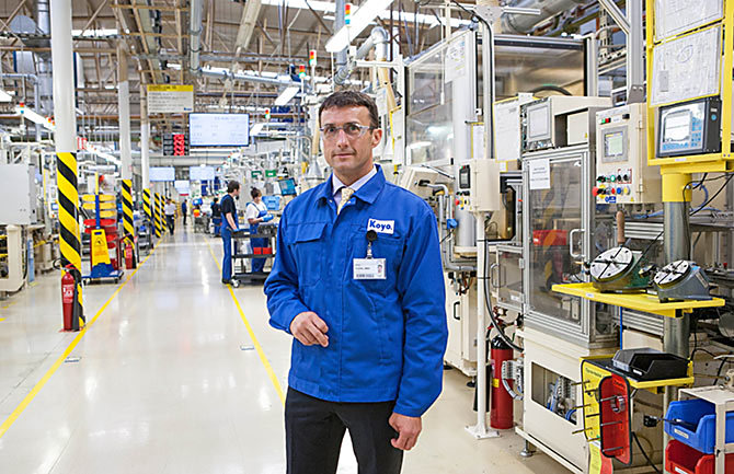 Ředitel závodu Petr Novák, MBA