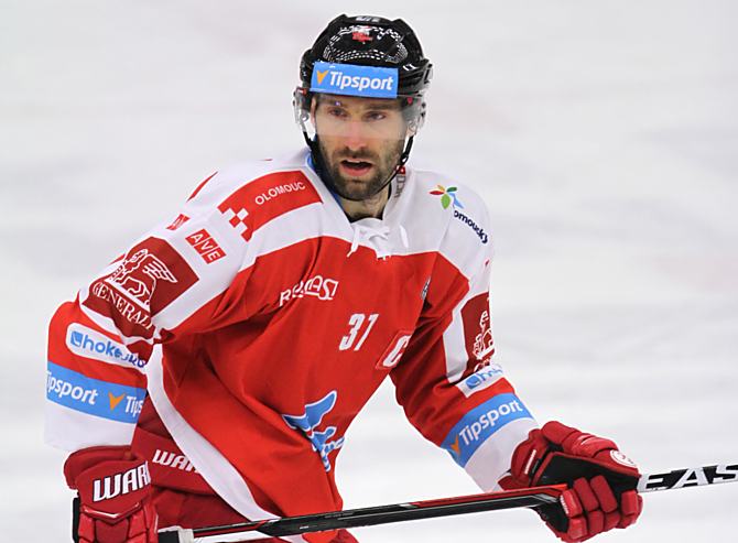 Kapitán. Obránce HC Olomouc se chystá s týmem na další extraligovou sezónu. Jaká bude ta letošní? Udělá Mora play-off?