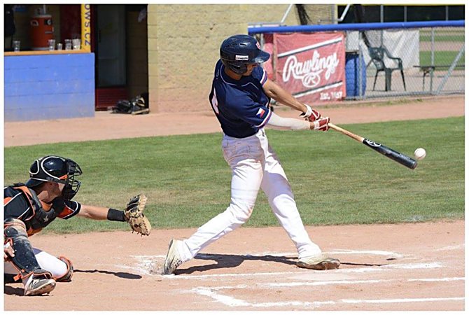 Matěj Lázniček na pálce